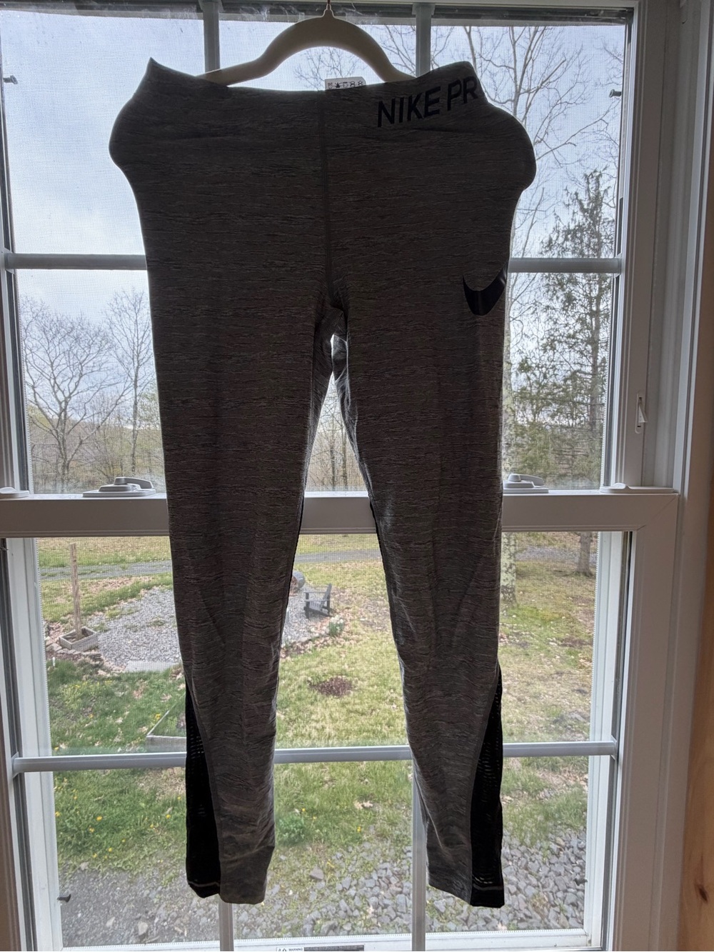 Nike Pro Grey Dri-FIT Performance leggings. size M